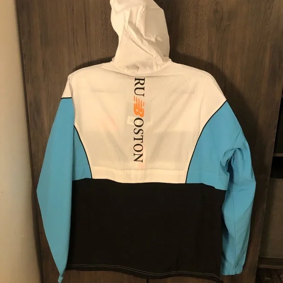 New Balance Boston Marathon Windbreaker Jacket - Picture 4 of 7